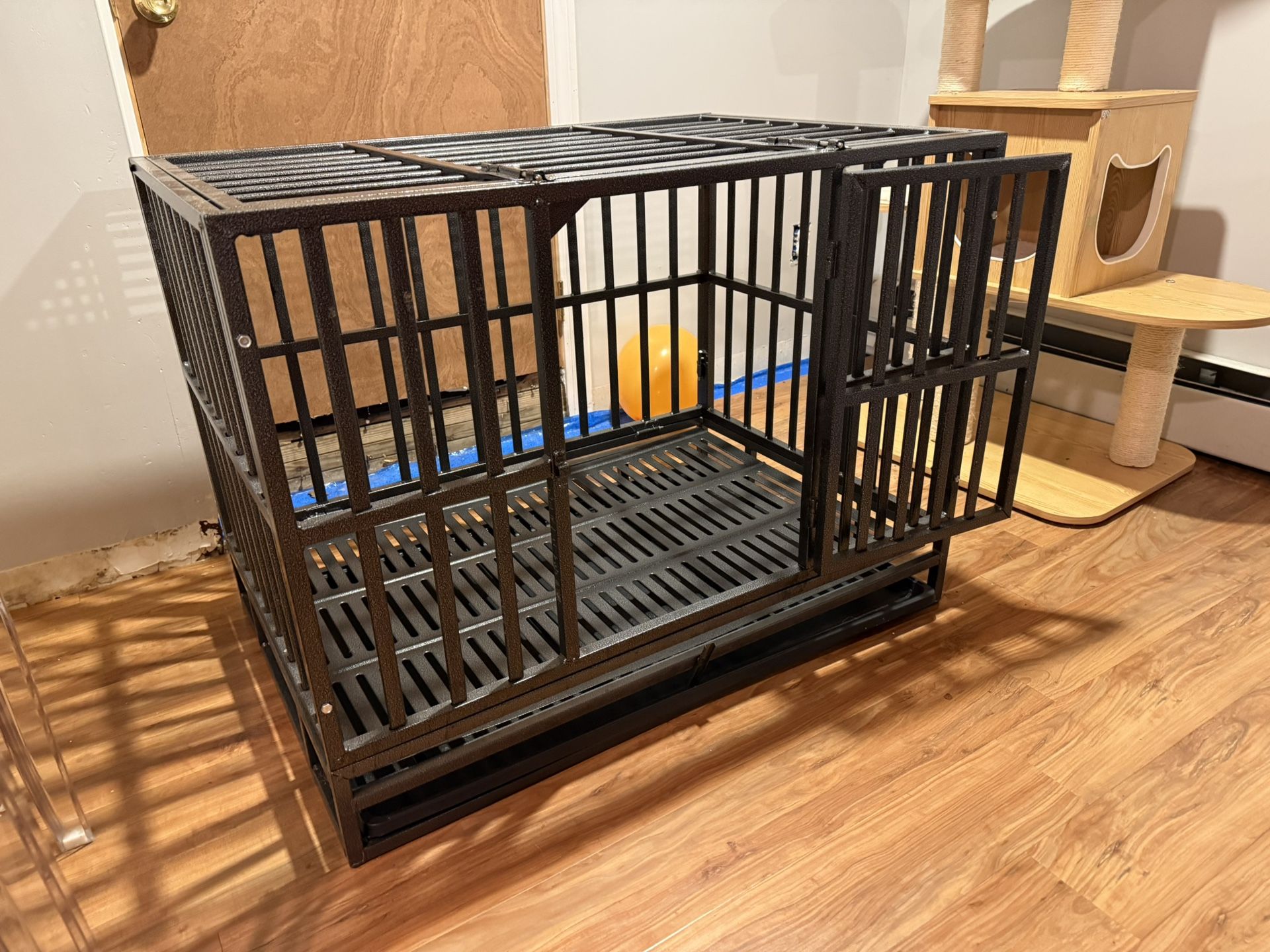 Heavy Duty Dog Crate