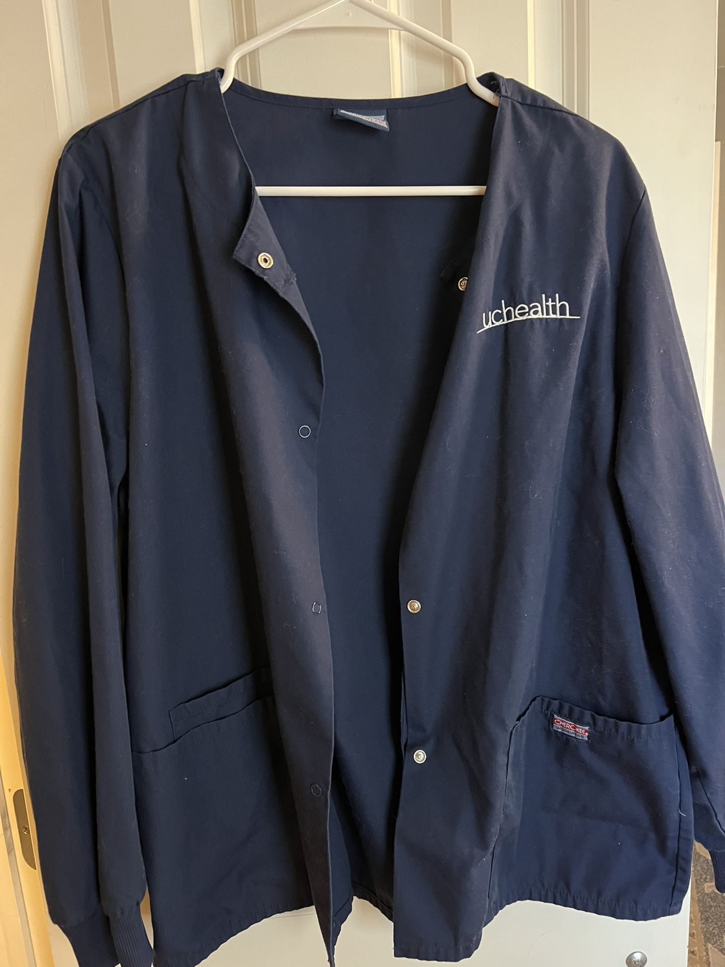 UCHealth Women’s Scrub Jacket