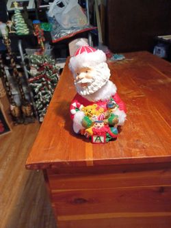 Vtg. Santa Claus Animated   Figurine