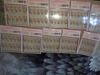 Glamnetic Press-On Nails Short Almond – Lot of 9