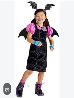 Difrent Girl costumes $5 each