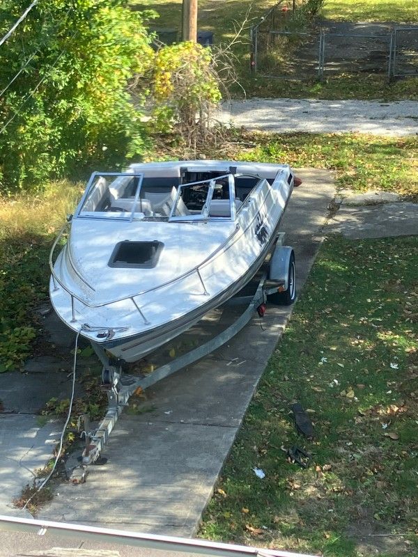 1994 Chevy Boat