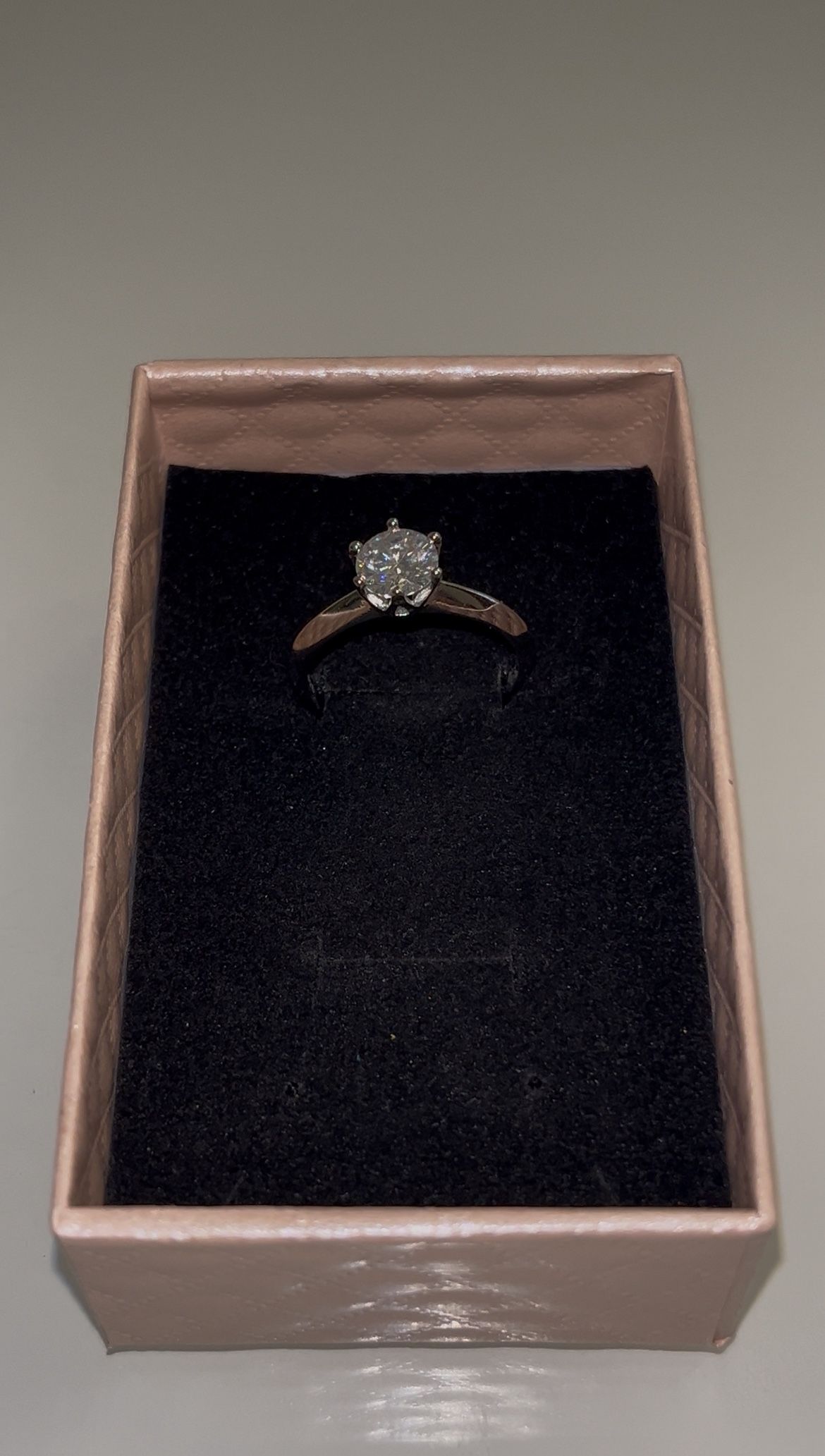 VVS1 Moissanite Ring (More Details In Description)