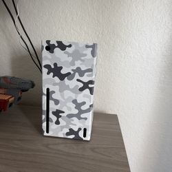 Xbox Series X (includes 2 Controllers)