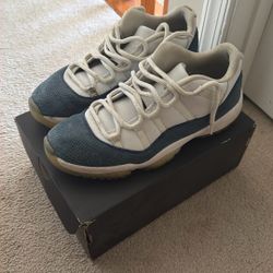 Air Jordan 11