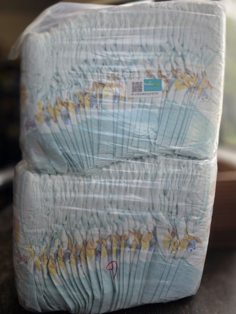Pampers Diapers (Size 6)
