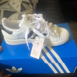 Brand New Superstars  /size 10 