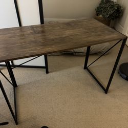 Folding desk