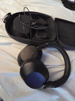 Sony XM 5 Headphones