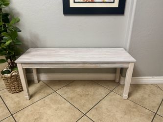 Entry Bench