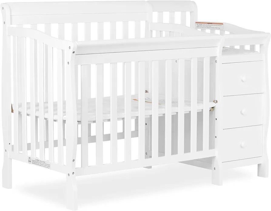 Dream On Me Jayden 4-in-1 Mini Convertible Crib And Changer in White - BNIB