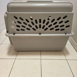 Petmate Dog Kennel