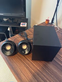 Compact 2.1 Desktop Speakers