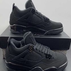 Black Cat Jordan 4