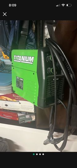 Titanium easy flux 125 amp welder