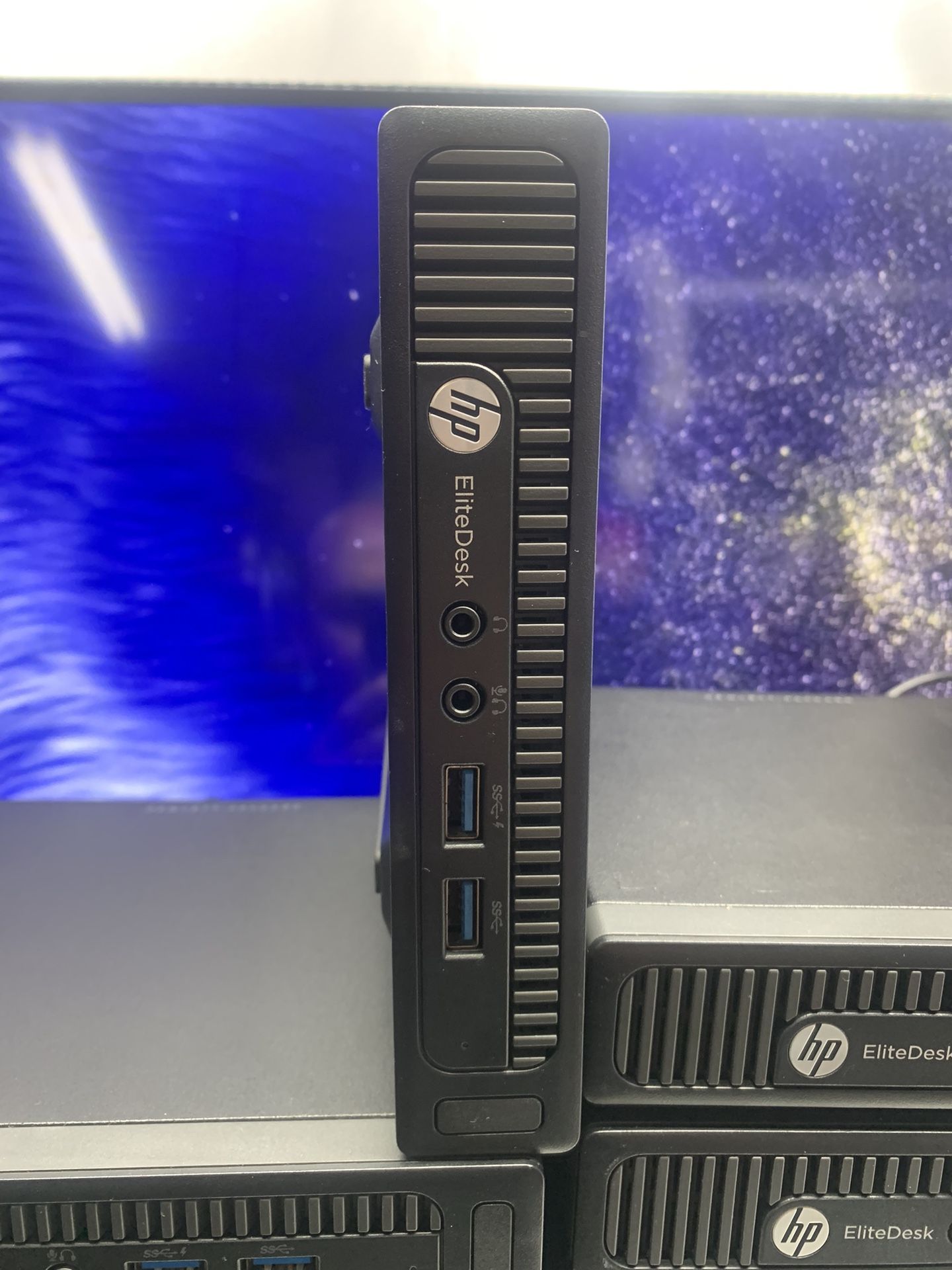 HP MINI DESKTOP runs Very Fast Smoothly And Quiet comes With WIFI. 256.0 GB SSD ( Capacity ) ..8.0 GB RAM . READY FOR CLASSES FULLY LOADED