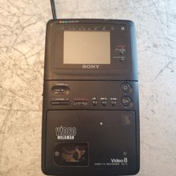RARE Sony GV-9E PAL Video 8 Video TV Recorder/Walkman ** UNTESTED/PARTS/REPAIR *