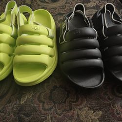 UGG Toddler Sandals Sport Yeah Sandals Size 1