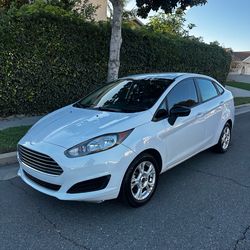 2015 Ford Fiesta
