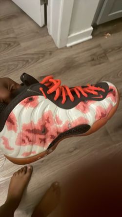 Nike pink and white phomes