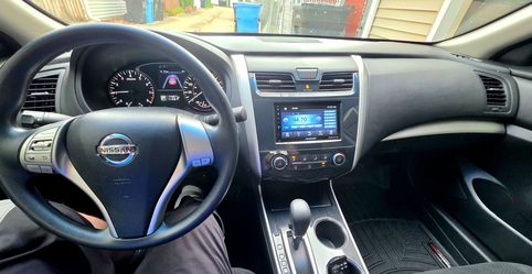 Nissan Altima Red Sedan