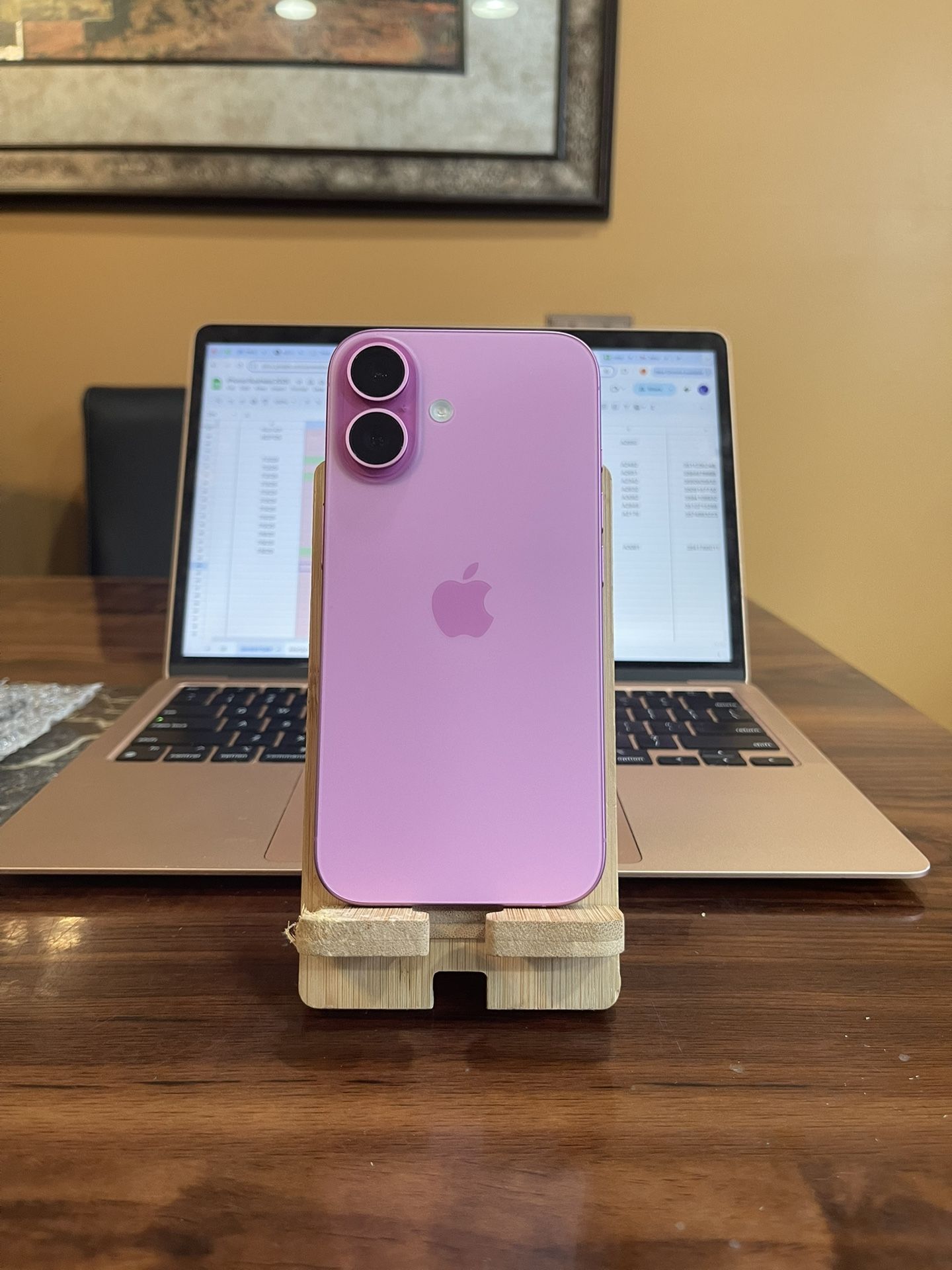 iPhone 16 – 512GB – Pink – Unlocked – A3081 – Perfect Condition