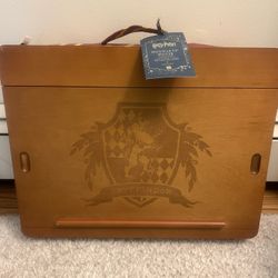 Pottery Barn Teen - Harry Potter Hogwarts House Super Storage Lapdesk - Gryffindor 