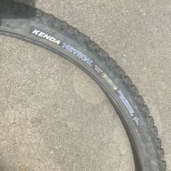 26x2.1 Folding Tire Kenda Nevegal