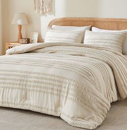 Queen Comforter Set 3 Pieces (3777)