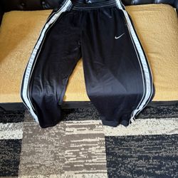 NIKE SWEAT PANTS $10