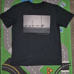 L GAP Mens Black Cotton Knit Crew Neck Short Sleeve Surf Beach Graphic Tee
