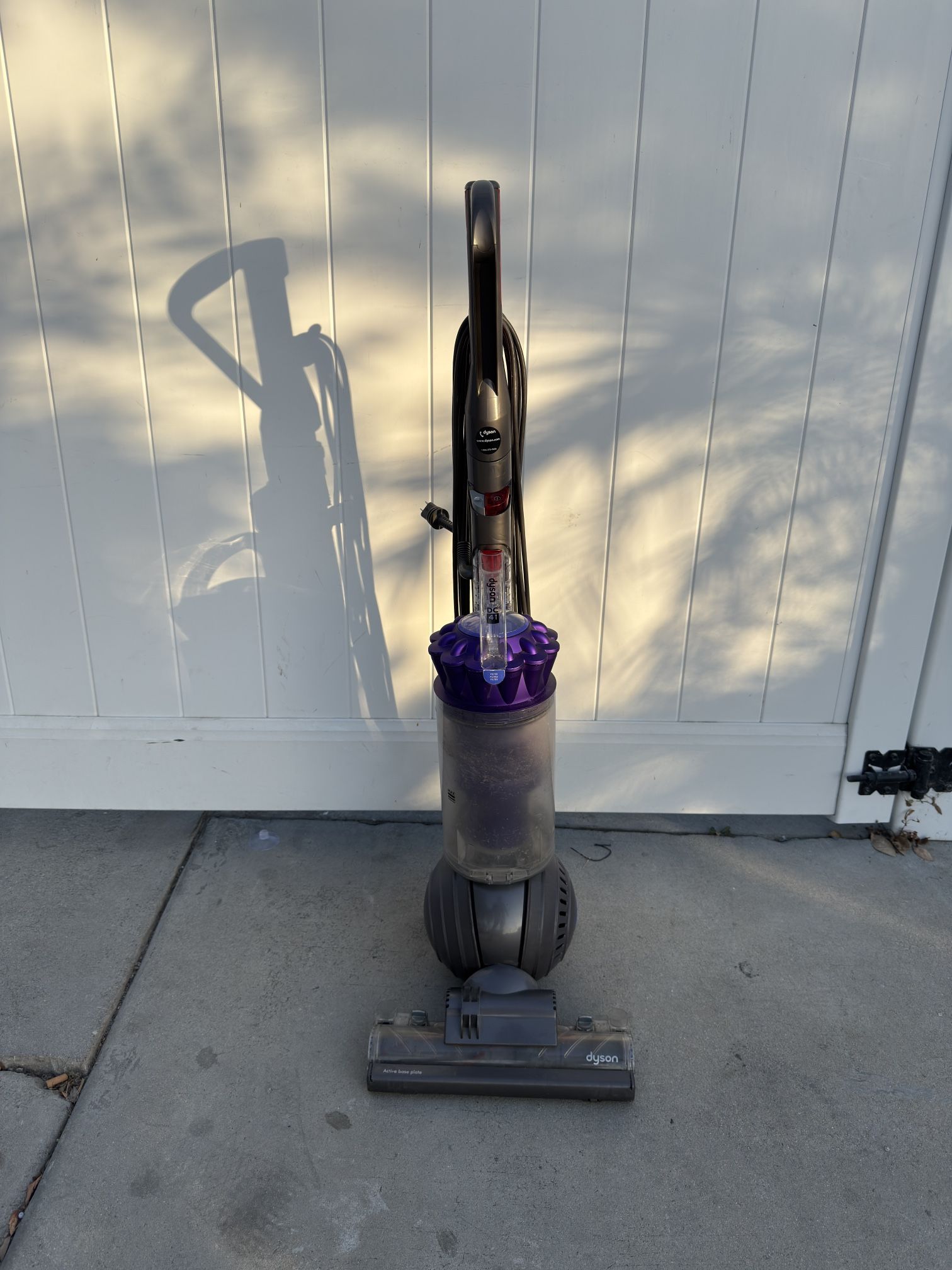 Dyson Vacuum Cleaner