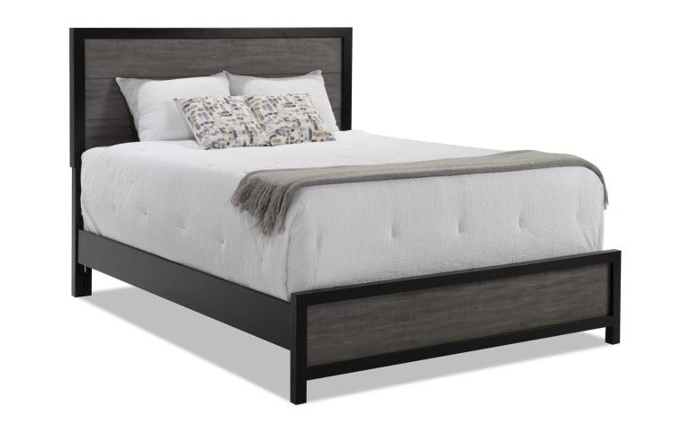 Queen Bedroom Set (bed and 2 nightstands)