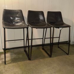 3 Bar Stools
