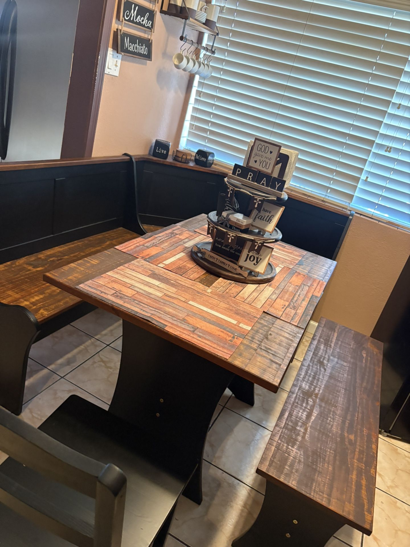 Dining Table Corner  Nook