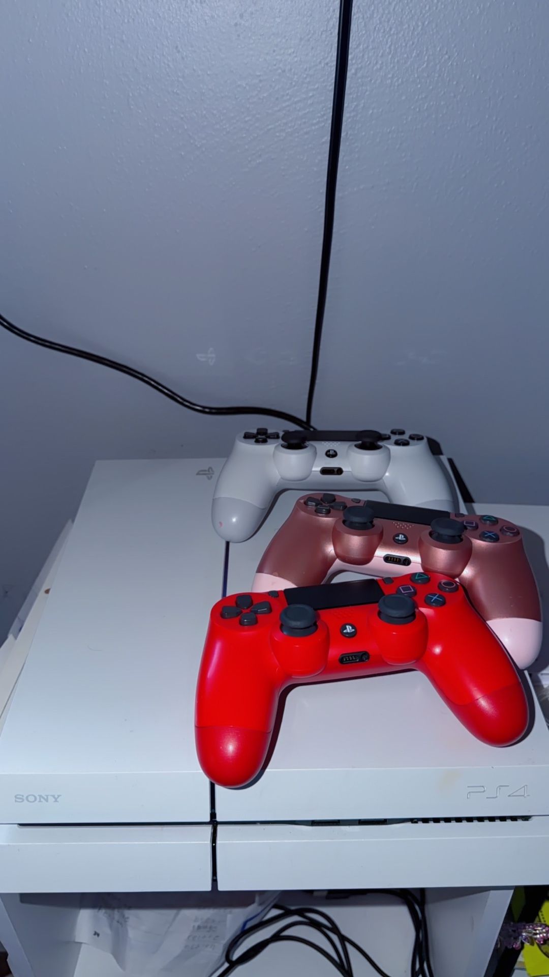 2 PS4s SONY WHITE & BLACK