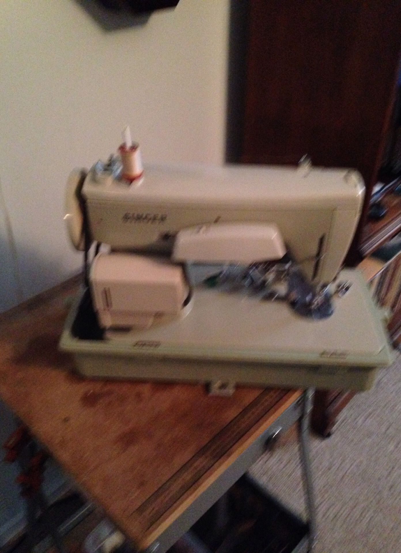 Singer 621b sewing machine for Sale in Versailles, KY OfferUp