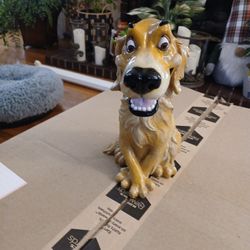 Pets with personality figurine