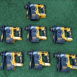 New Dewalt XR 1" SDS-PLUS L-Shape Rotary Hammer Drill 20V Tool only. 