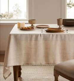 52"x70" Rectangle Linen Tablecloth Fits Small Dining Table, Natural
Sleek Draping Style, Polycotton Linen-Textured, Water Resistant Dining Tablecloth,