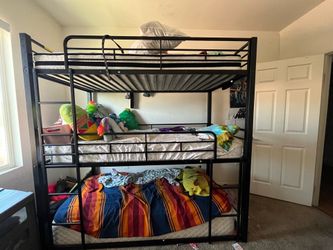 3 tier bunkbed