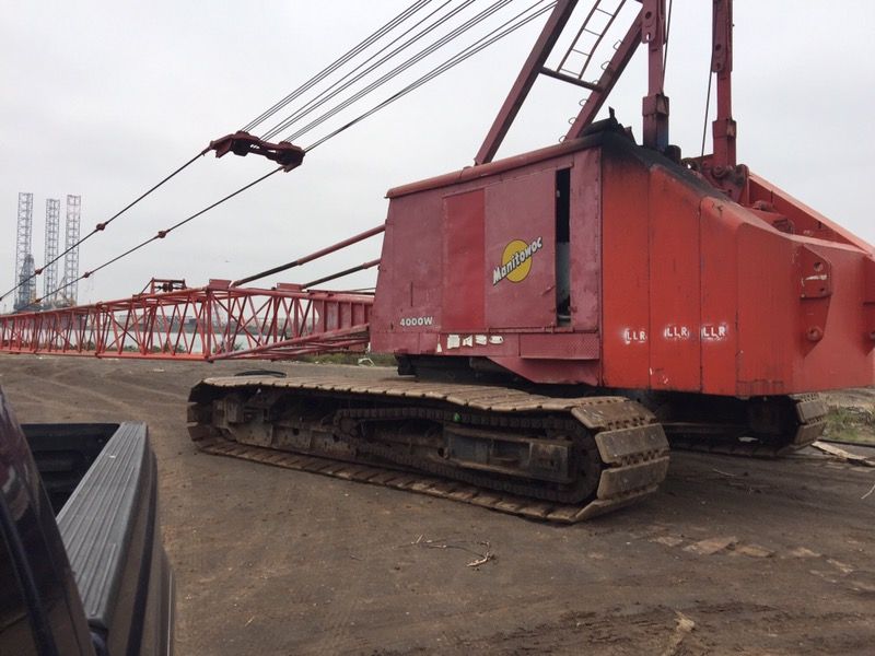 I have this MANITOWOC 4000 S2 VICON, 175 Ton , 225' OF Boom , 3 Drums , Cat Diesel