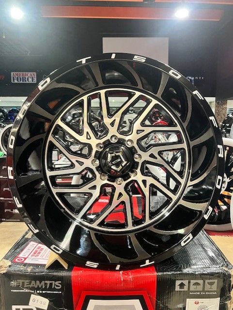WHEELS TIS 544BM 24X14 8X6.5 BLACK MACHINED