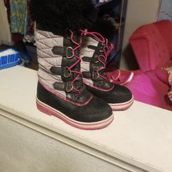 Fancy Warm Boots, Good For Rainy Days Or Snow Days 12c