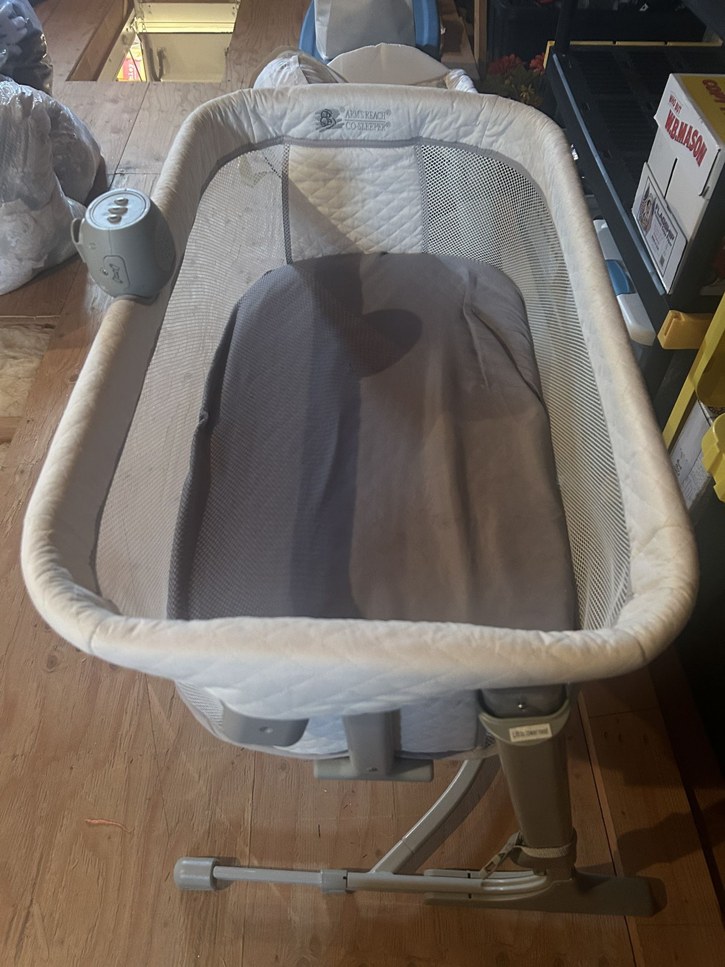 Bassinet 