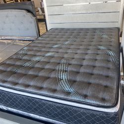 Furniture, Sofa, Sectional Chair, Mattress, Boxspring, Bunk, Bed, Bed Frame, 24 Queen King