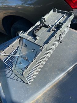 New- Havahart live critter trap