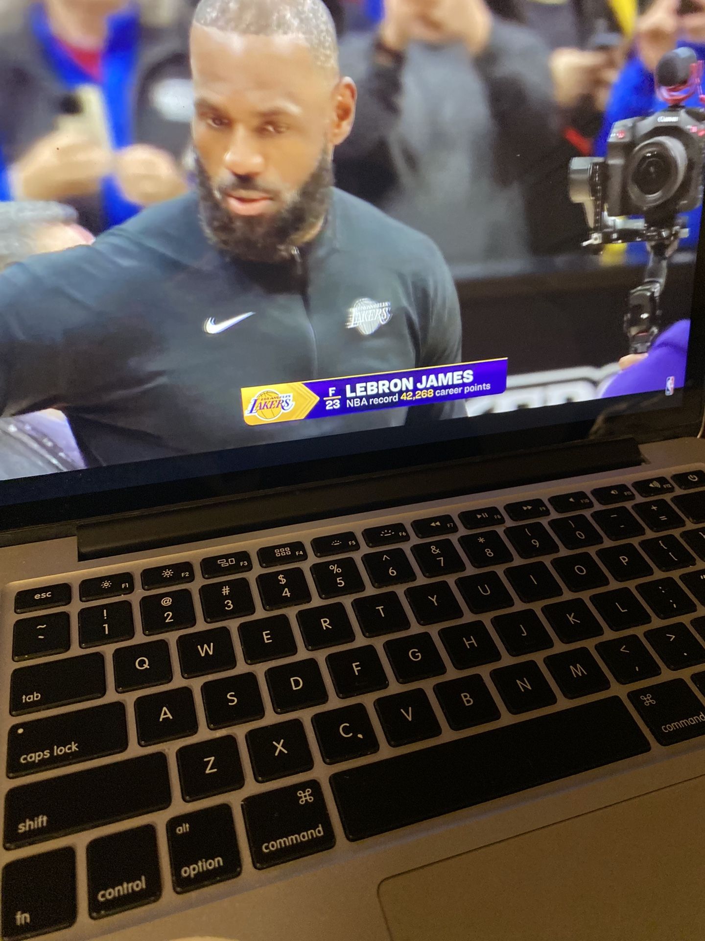 Macs Macs Macs $99 $350