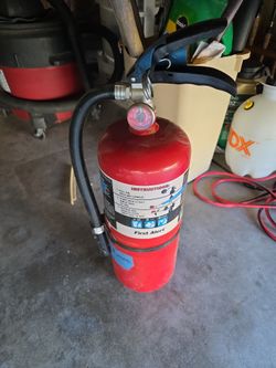 20 lb fire extinguisher, fully charged