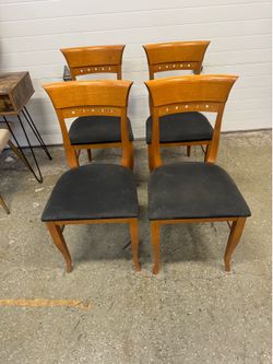 4 made in Italy high quality wood chairs